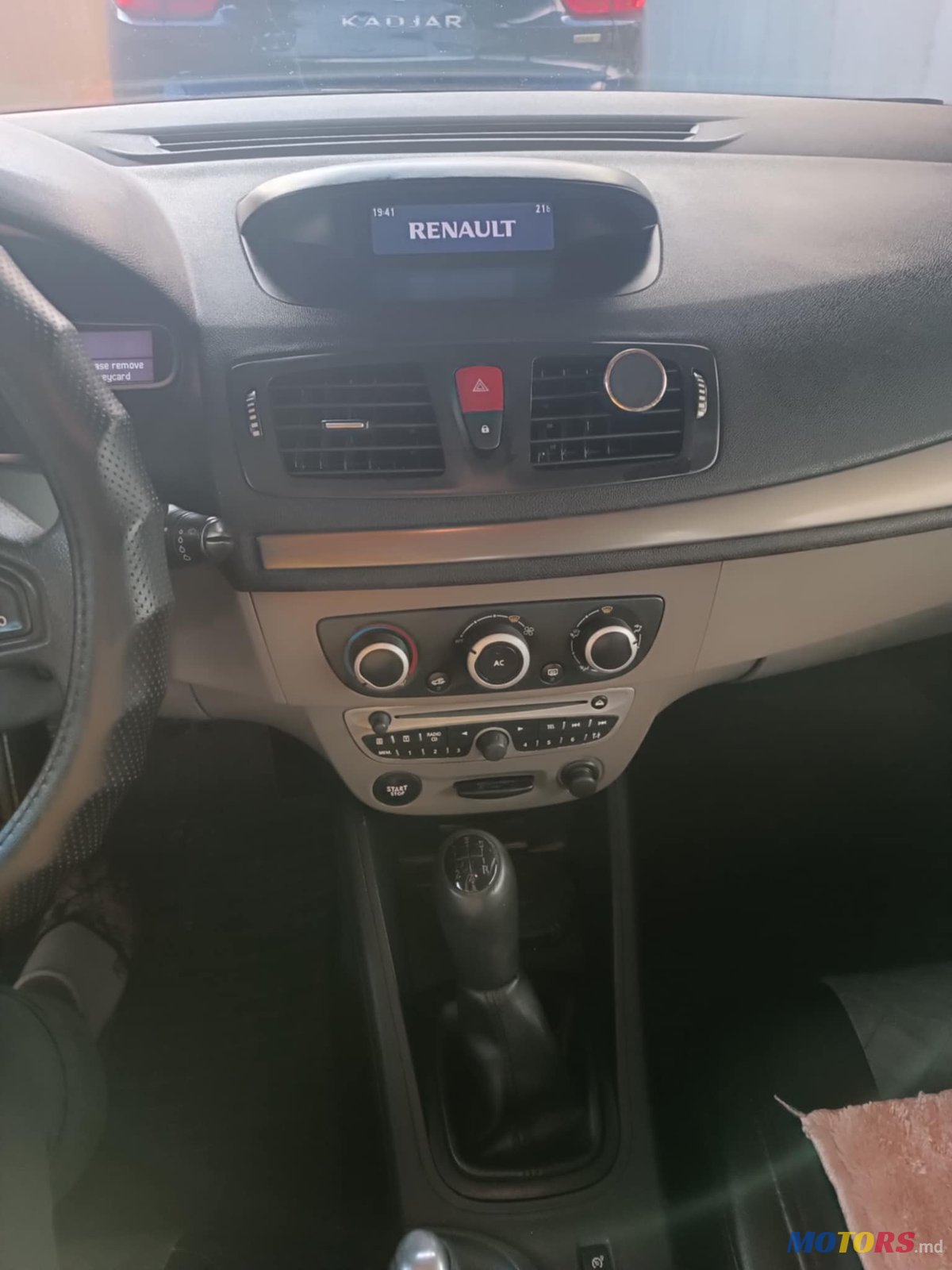 2009' Renault Megane photo #4