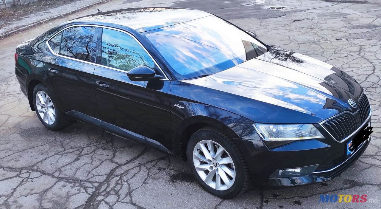 2016' Skoda Superb photo #3