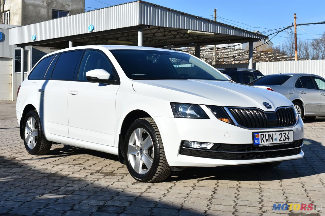 2017' Skoda Octavia photo #3