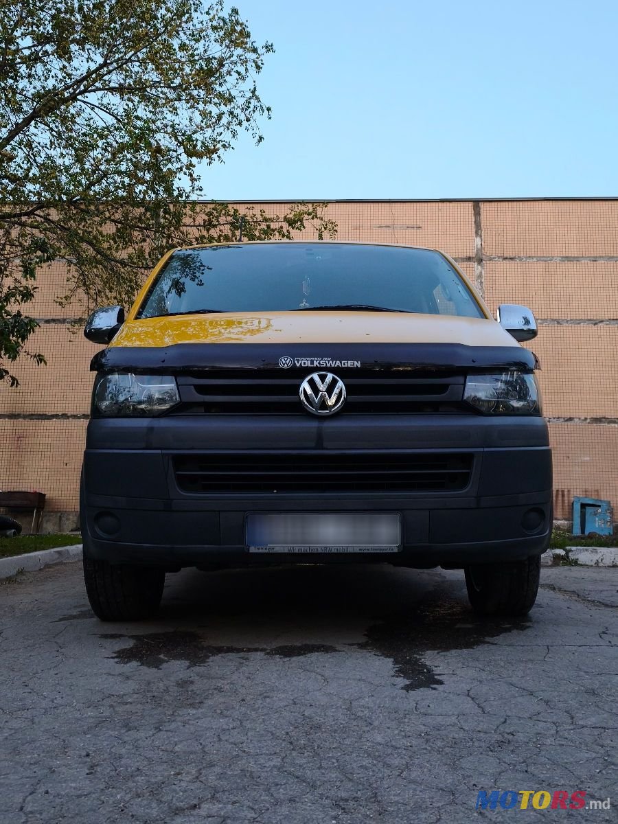 2012' Volkswagen Transporter photo #5