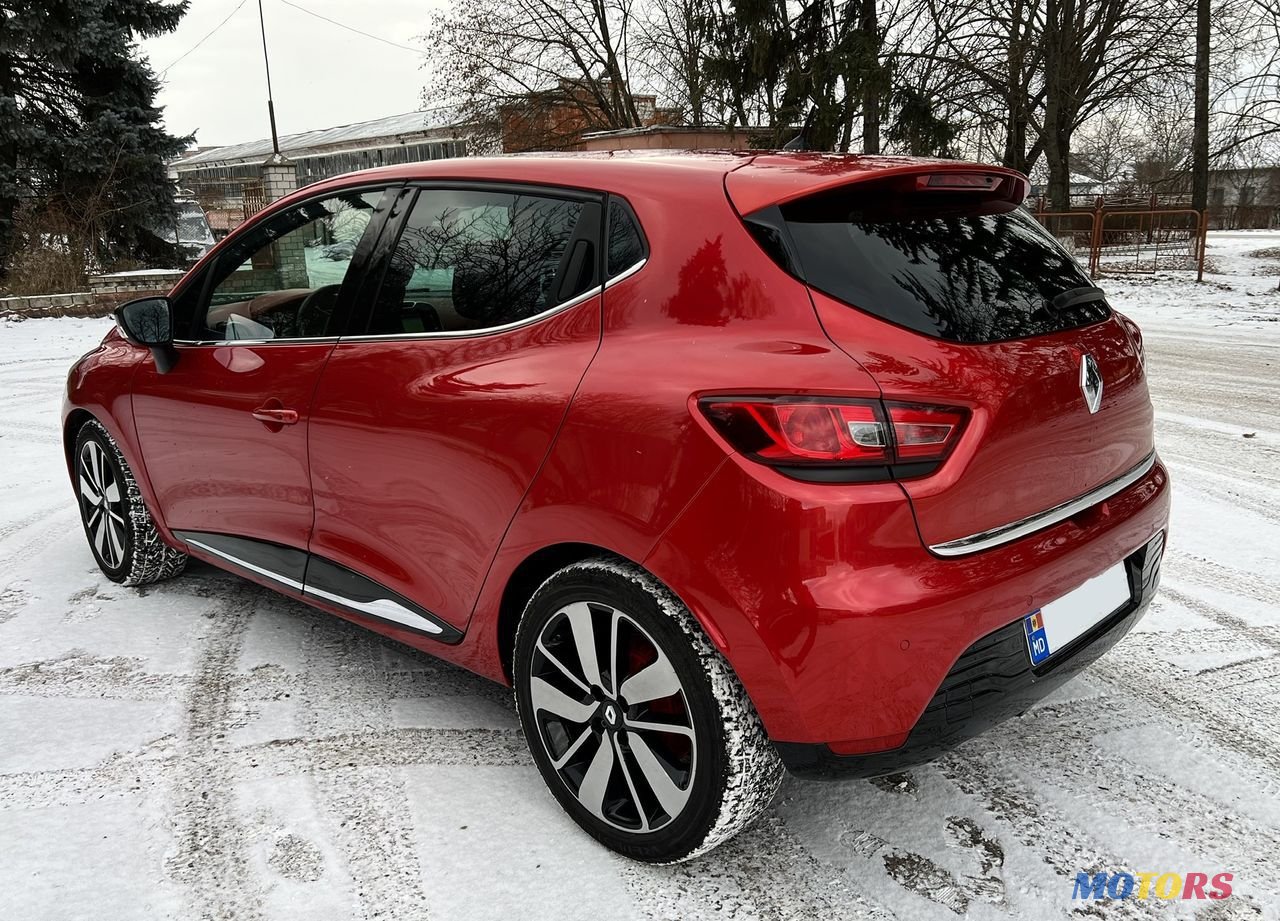 2013' Renault Clio photo #3