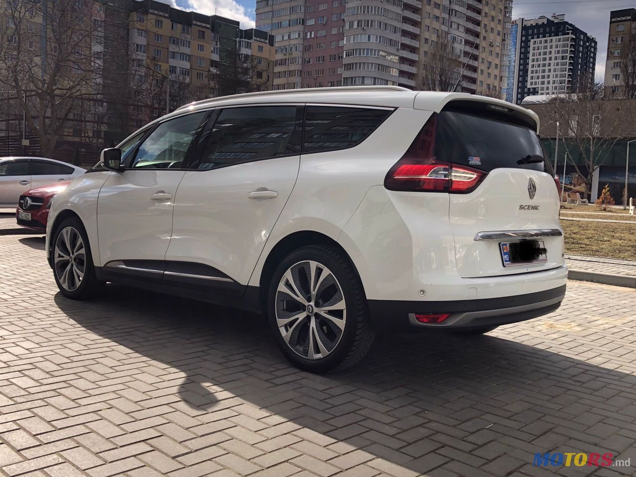 2017' Renault Grand Scenic photo #5