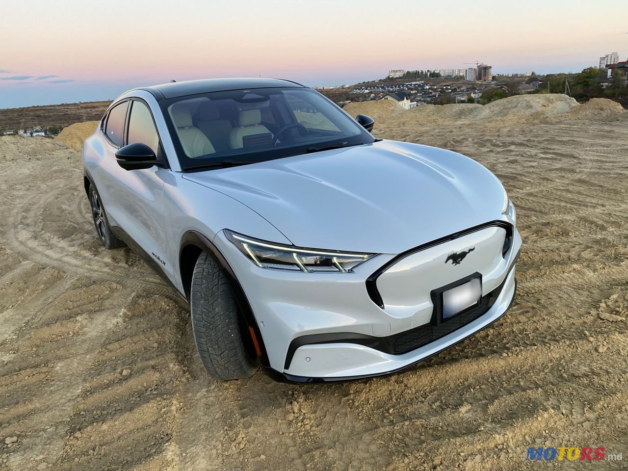 2021' Ford Mustang photo #2