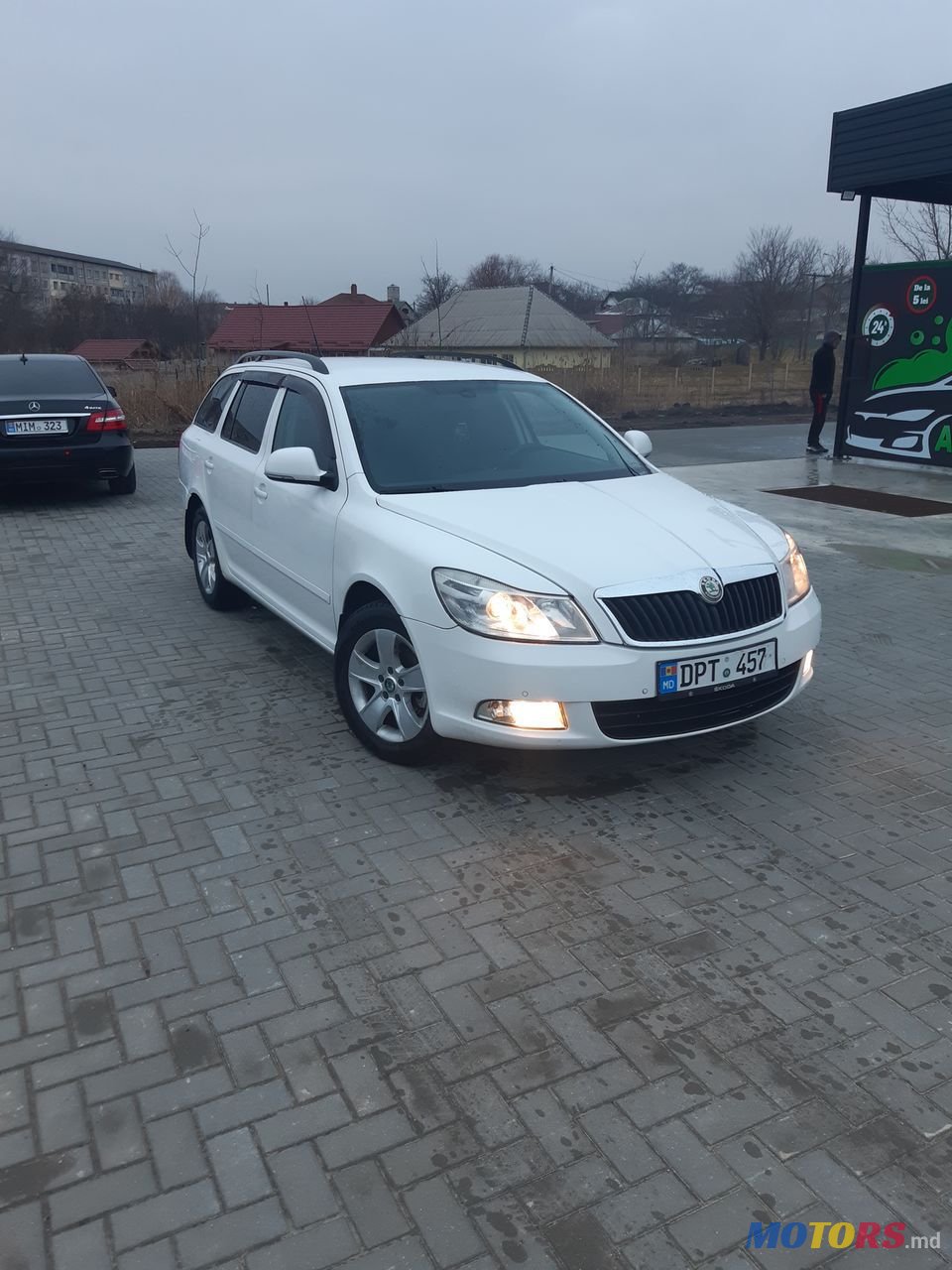 2011' Skoda Octavia photo #1