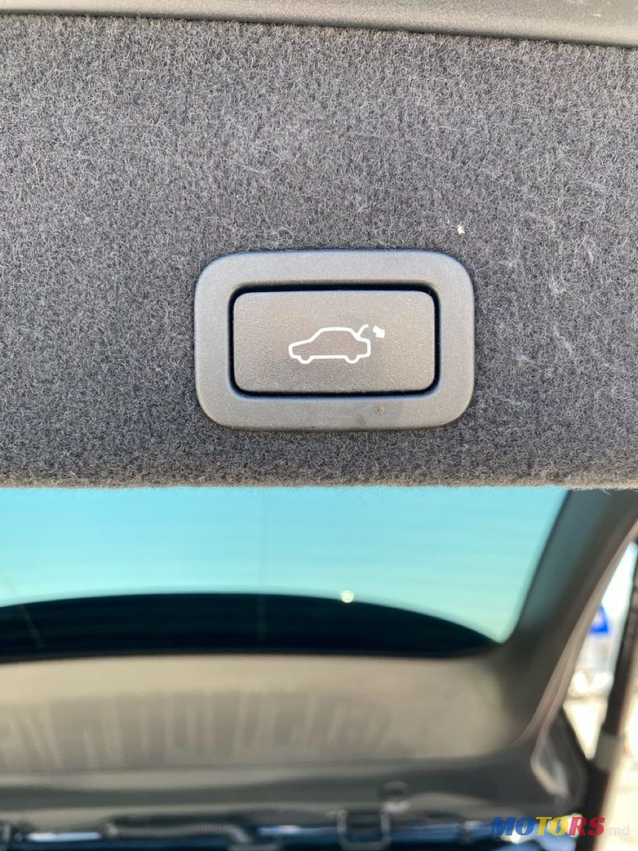 2016' Volvo XC60 photo #5