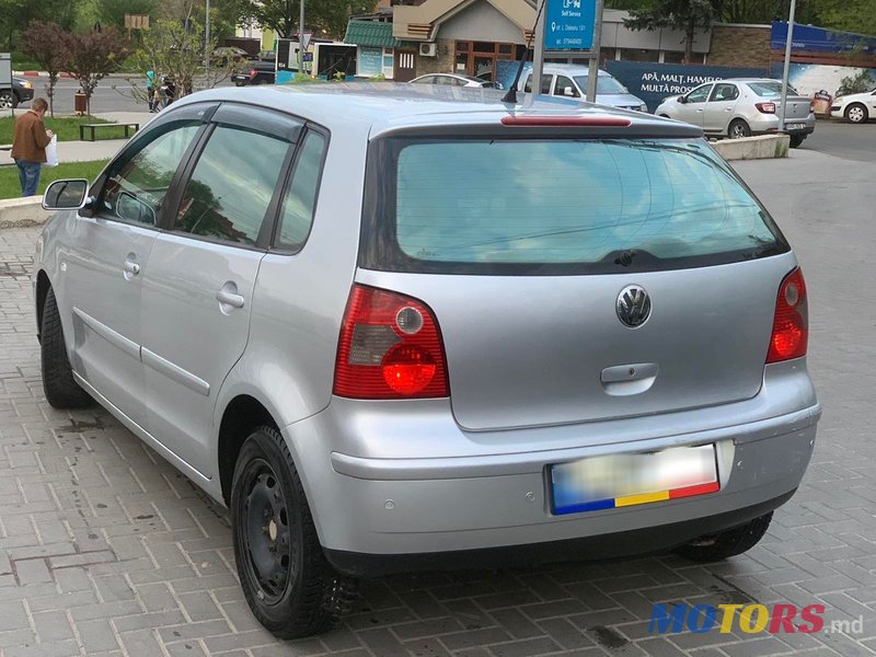 2004' Volkswagen Polo photo #4