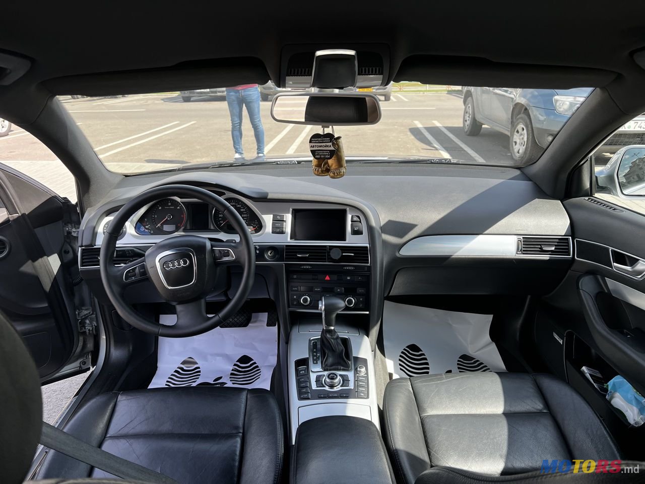 2010' Audi A6 photo #2