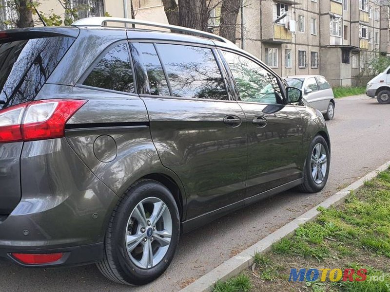 2017' Ford Grand C-MAX photo #3