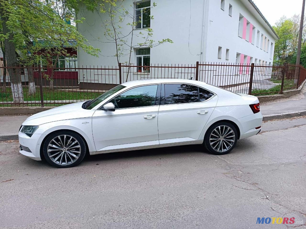 2018' Skoda Superb photo #3