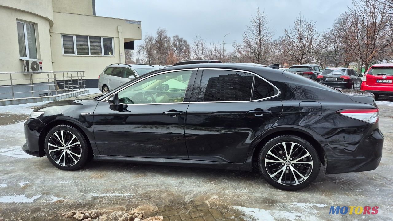 2019' Toyota Camry photo #6