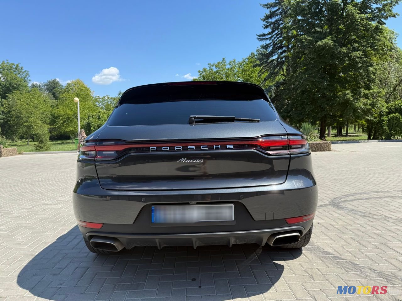 2020' Porsche Macan photo #4