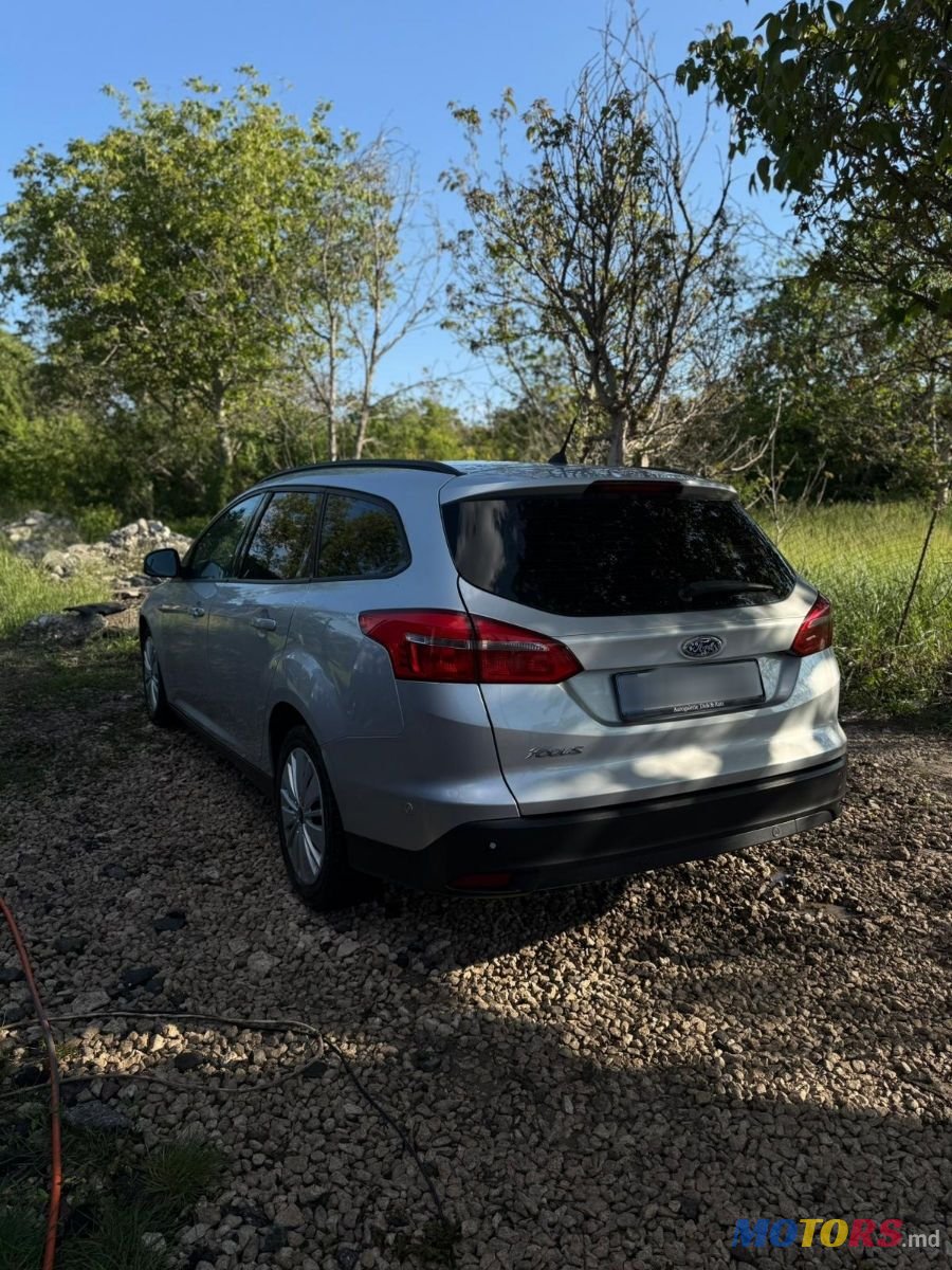 2015' Ford Focus photo #2