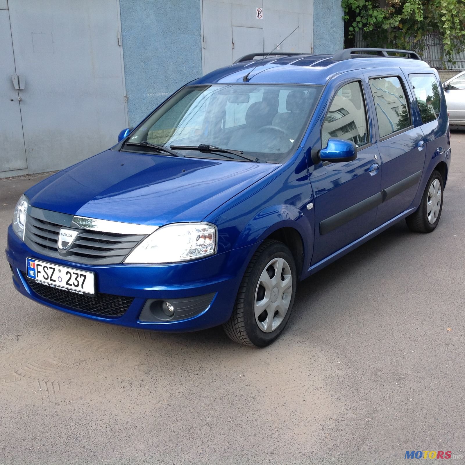 2009' Dacia Logan Mcv photo #1