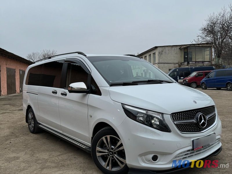 2015' Mercedes-Benz Vito photo #6