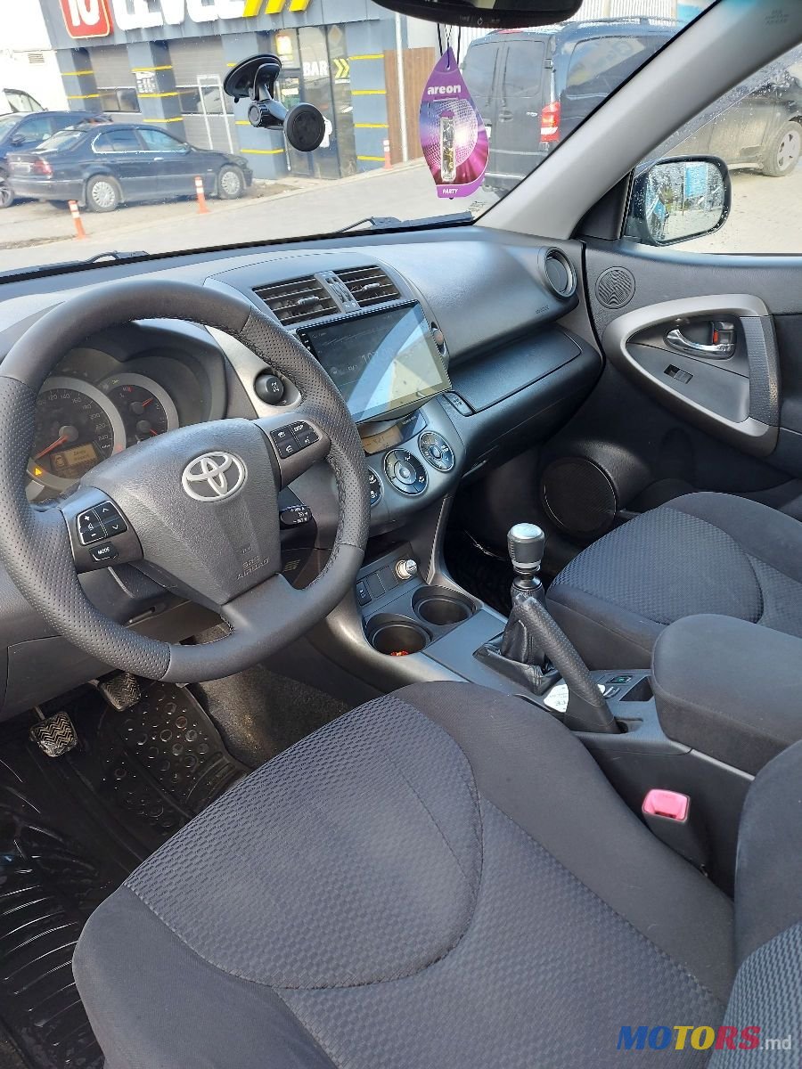 2009' Toyota RAV4 photo #4