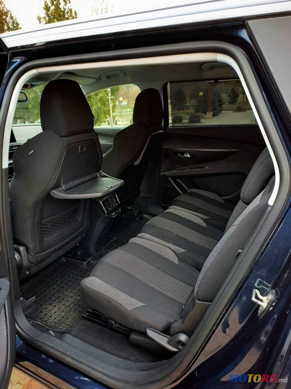 2018' Peugeot 5008 photo #4