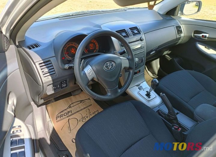 2010' Toyota Corolla photo #5