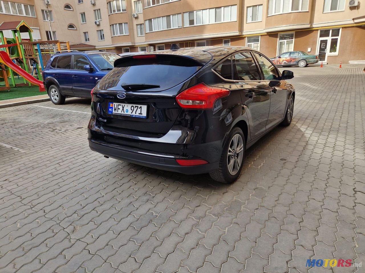 2017' Ford Focus photo #4