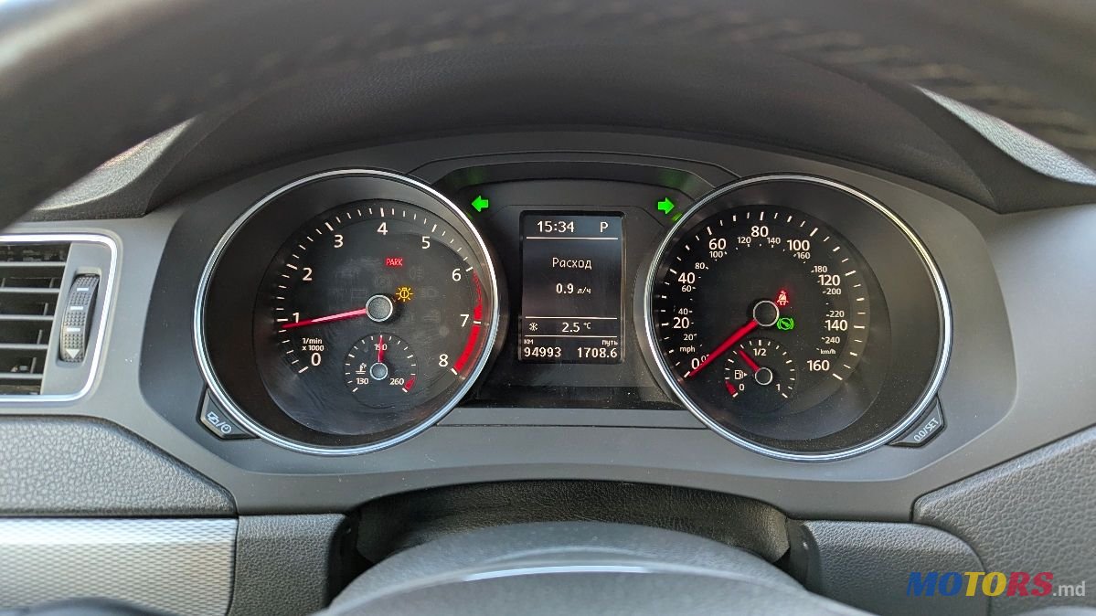 2017' Volkswagen Jetta photo #3