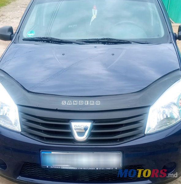 2012' Dacia Sandero photo #1