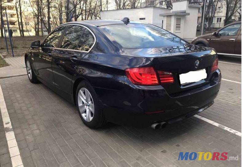 2012' BMW 5 photo #2
