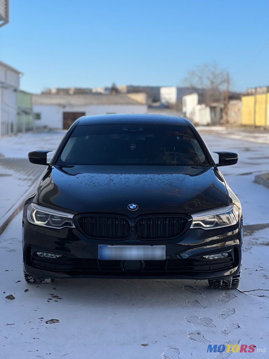 2017' BMW 5 Series photo #1