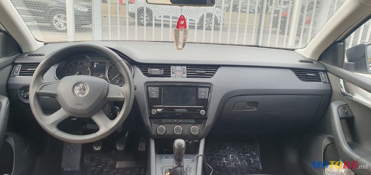 2014' Skoda Octavia photo #6