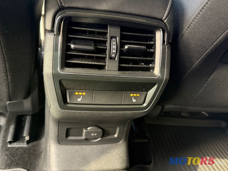 2020' Skoda Karoq Style photo #6