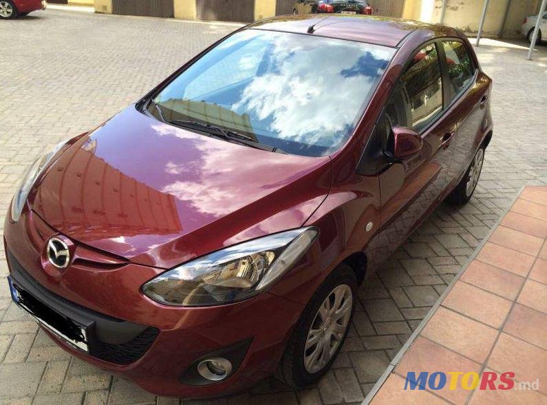 2013' Mazda 2 photo #2