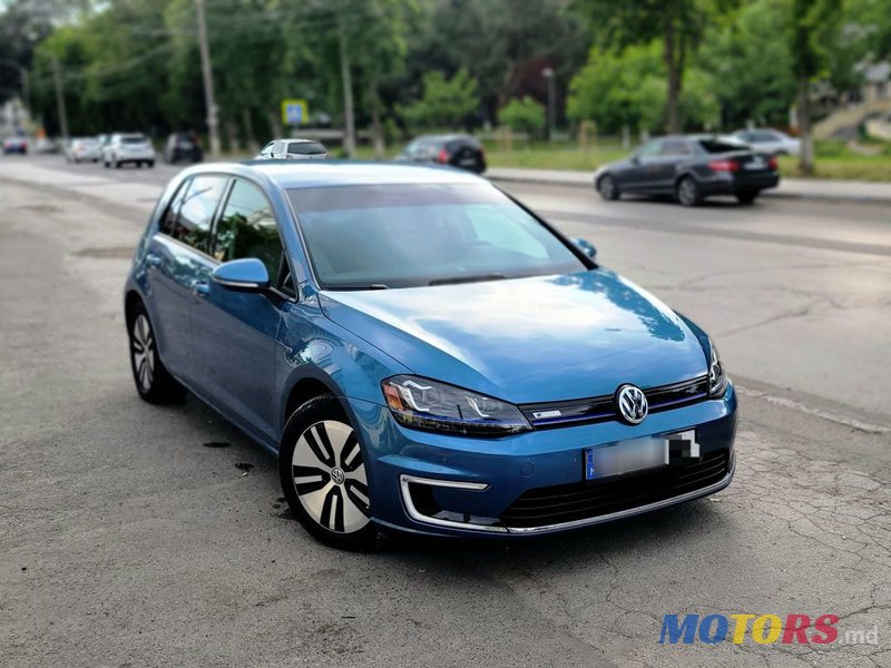 2014' Volkswagen Golf photo #1