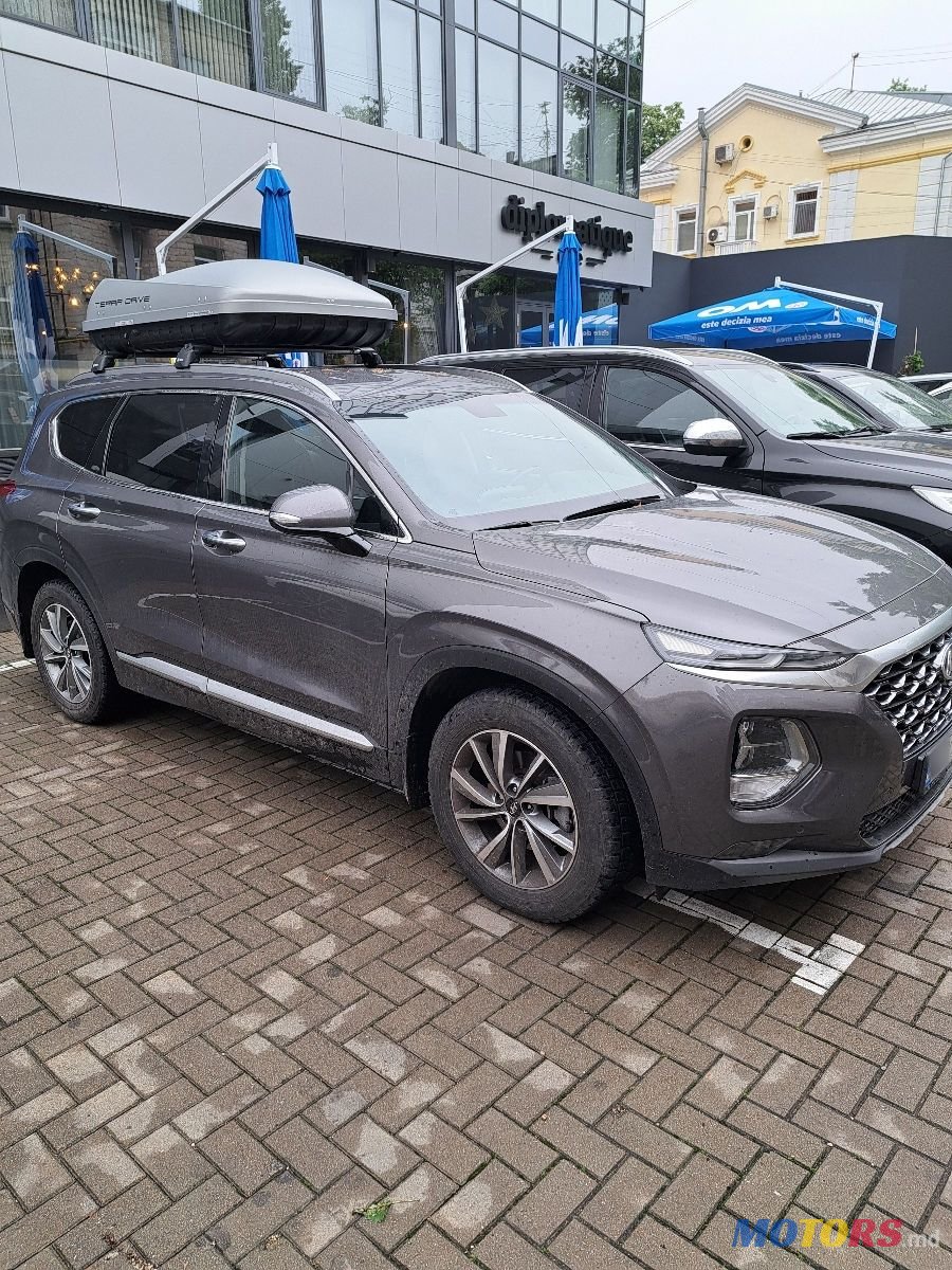 2019' Hyundai Santa Fe photo #2