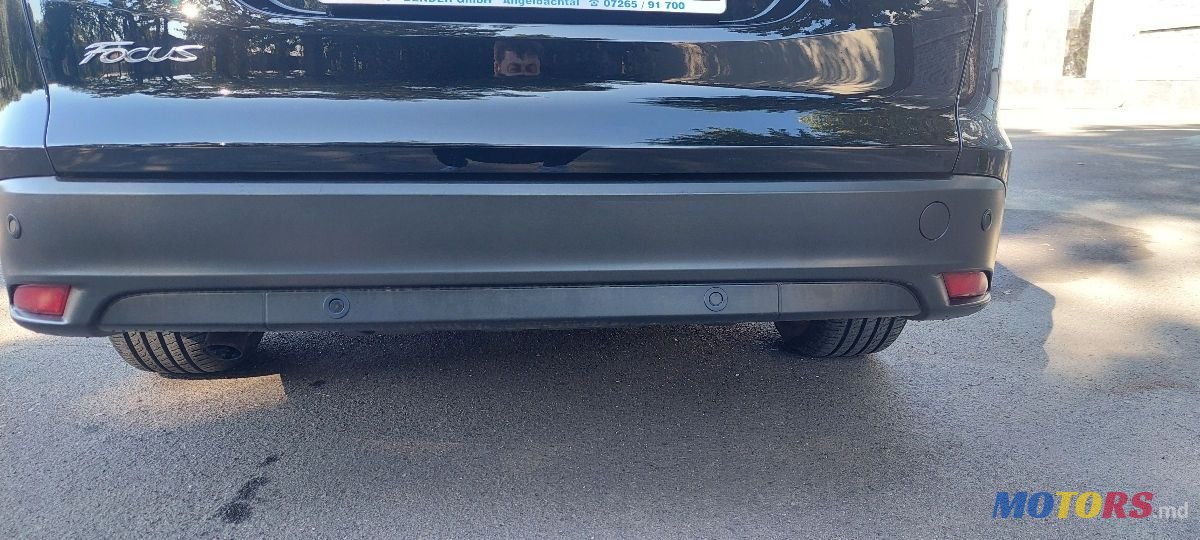 2016' Ford Focus photo #3