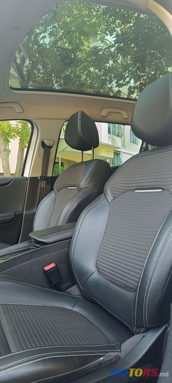2018' Renault Grand Scenic photo #4