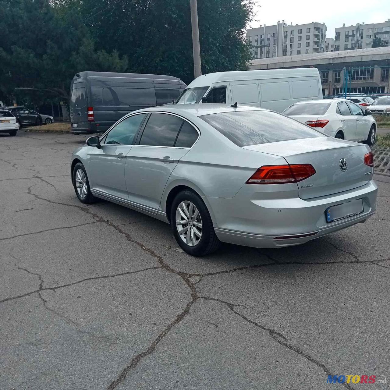 2015' Volkswagen Passat photo #3