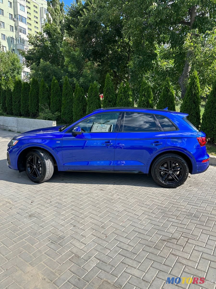 2022' Audi Q5 E-Tron photo #3