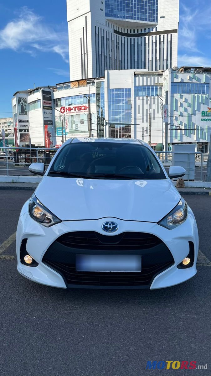 2022' Toyota Yaris photo #1