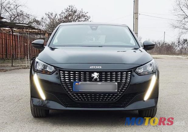 2021' Peugeot 208 photo #2