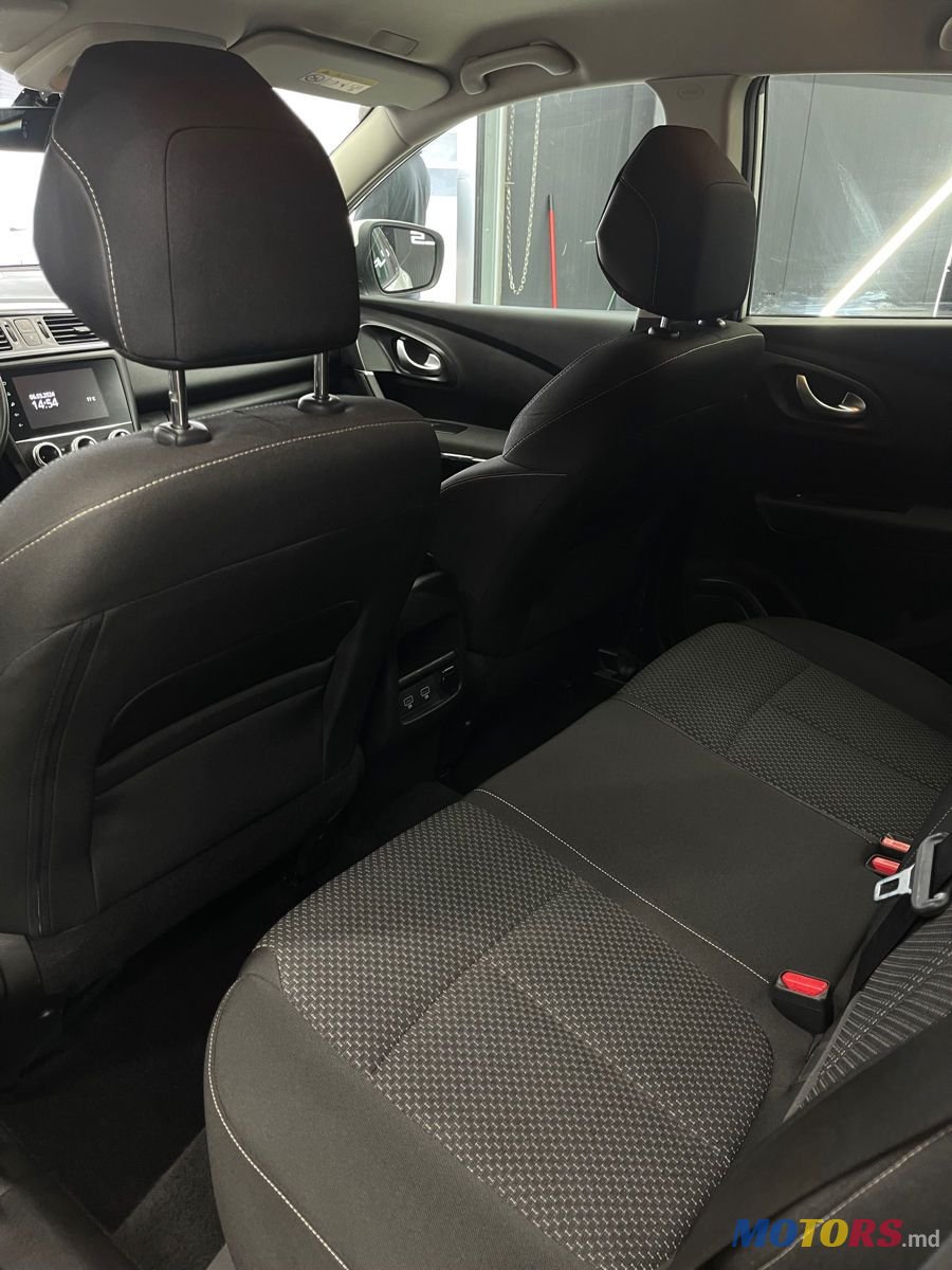 2020' Renault Kadjar photo #6