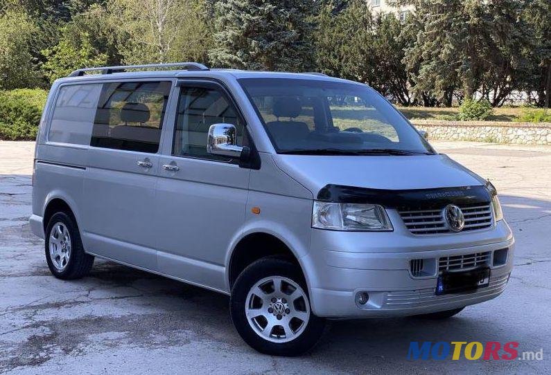 2004' Volkswagen Transporter photo #1