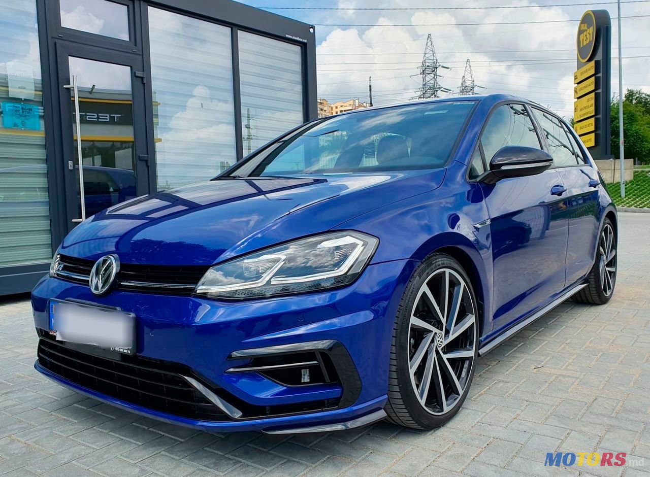 2018' Volkswagen Golf photo #1