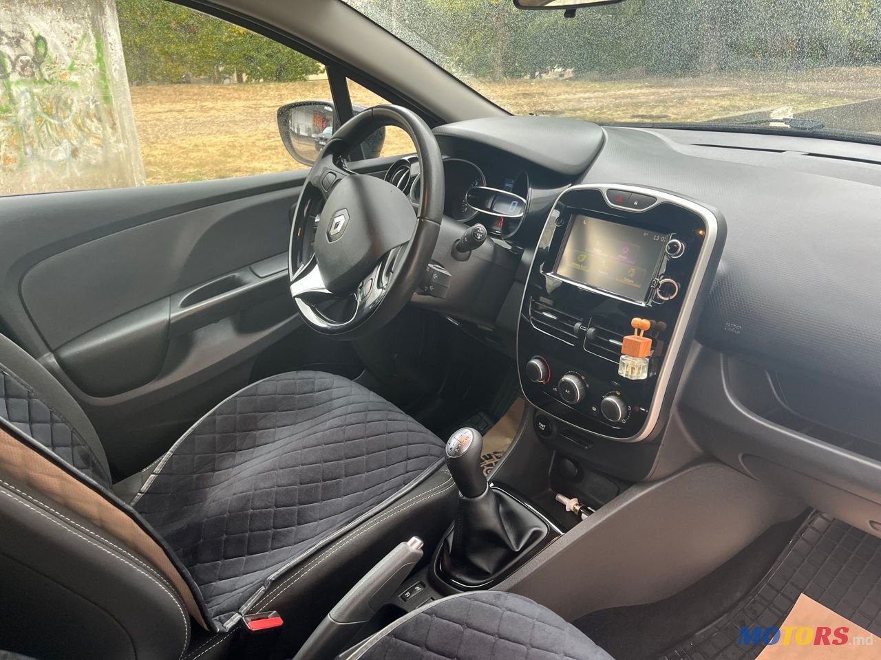 2016' Renault Clio photo #4