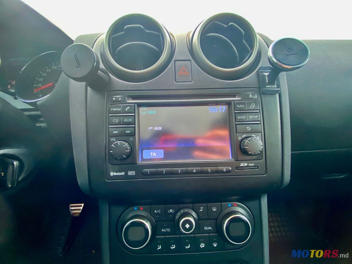 2011' Nissan Qashqai photo #6