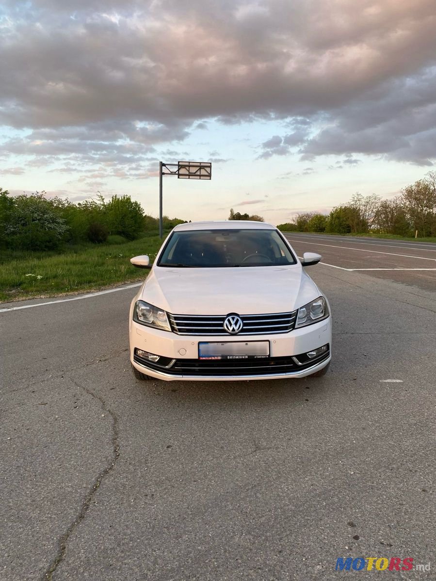 2014' Volkswagen Passat photo #1