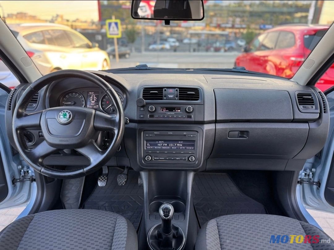 2010' Skoda Fabia photo #5