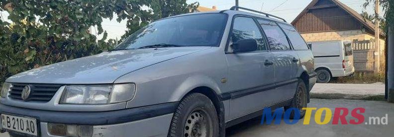 1994' Volkswagen Passat photo #1