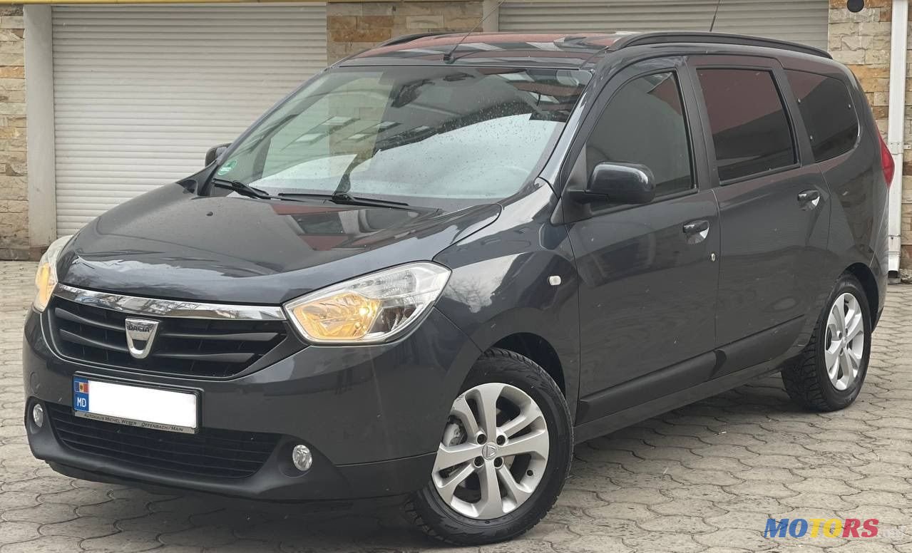 2013' Dacia Lodgy photo #1