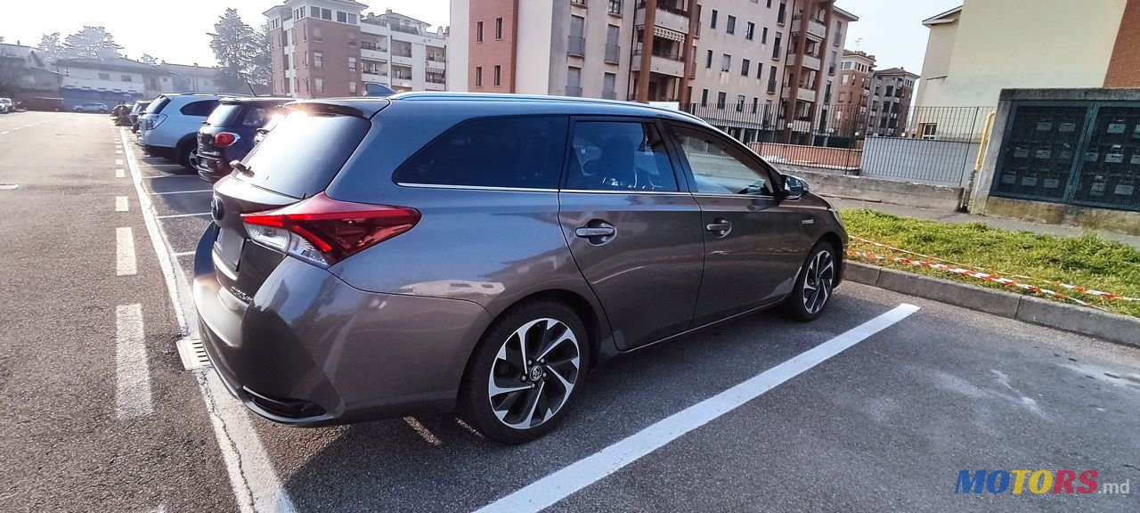 2016' Toyota Auris photo #5