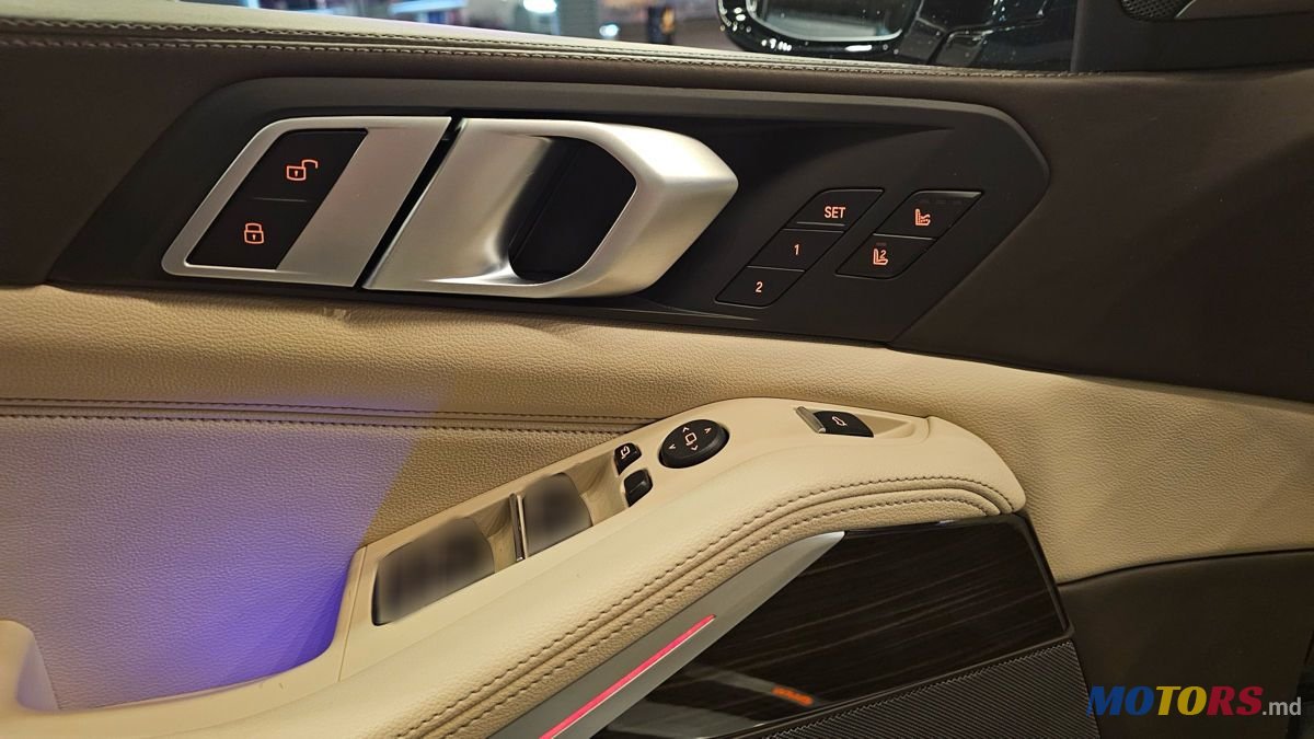 2019' BMW X5 photo #5