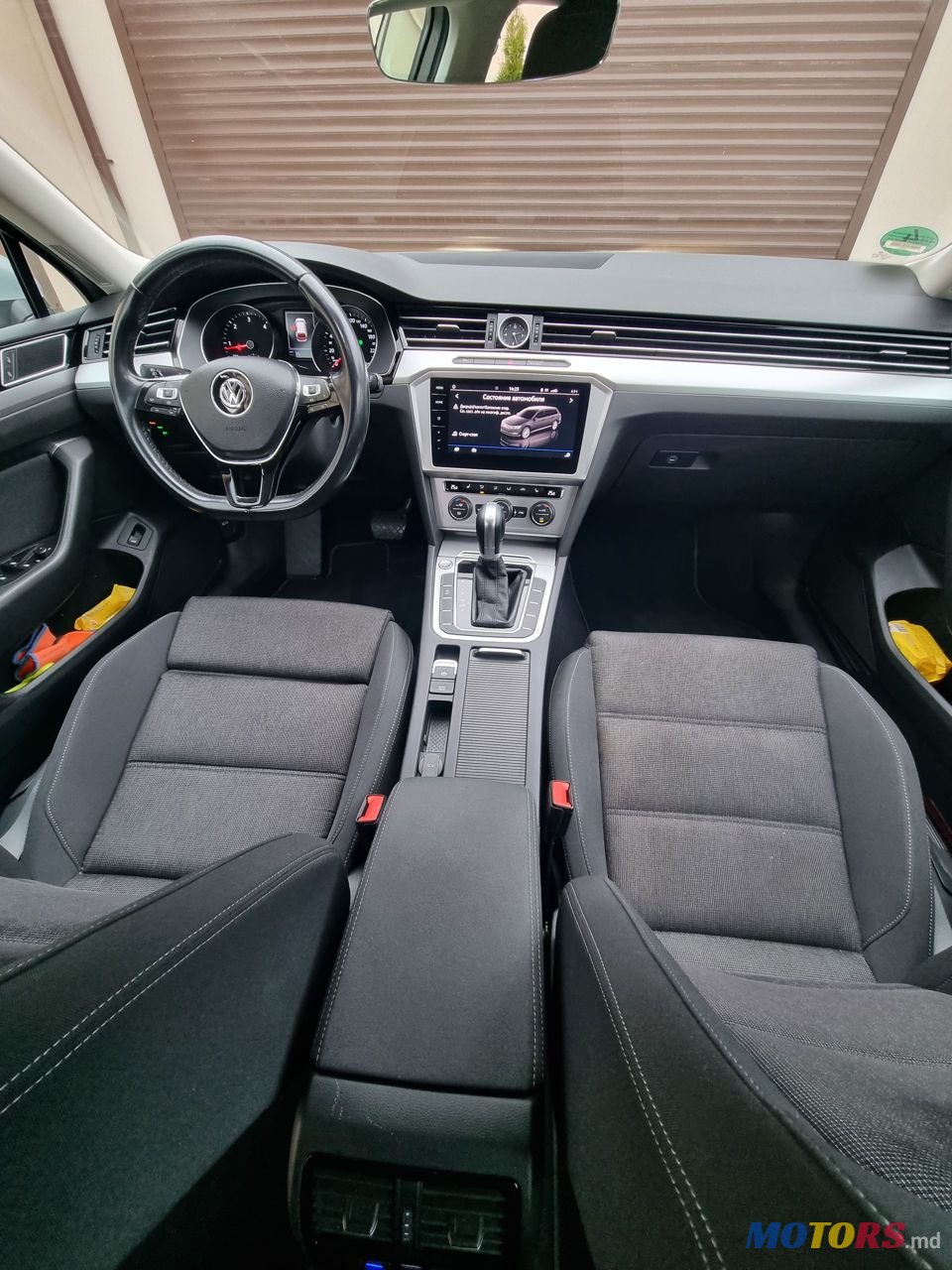 2019' Volkswagen Passat photo #5