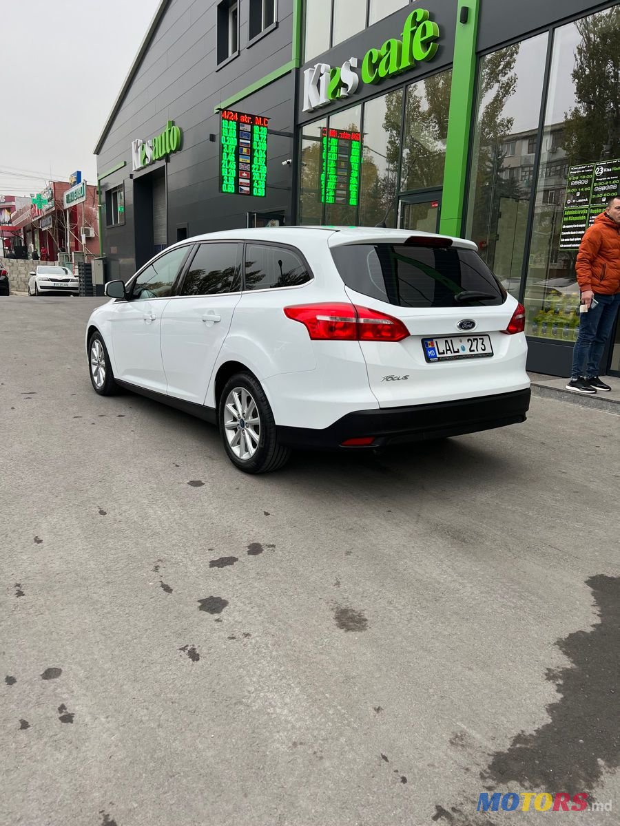 2015' Ford Focus photo #4